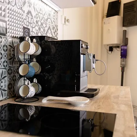 Studio De Charme Apartment